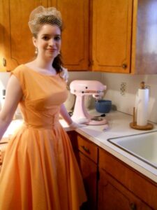 A Vintage 1950s Dress-How to Make Butterick 4790 Look Like the Pattern Cover
