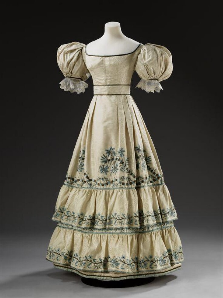 Robe | V&A Explore The Collections