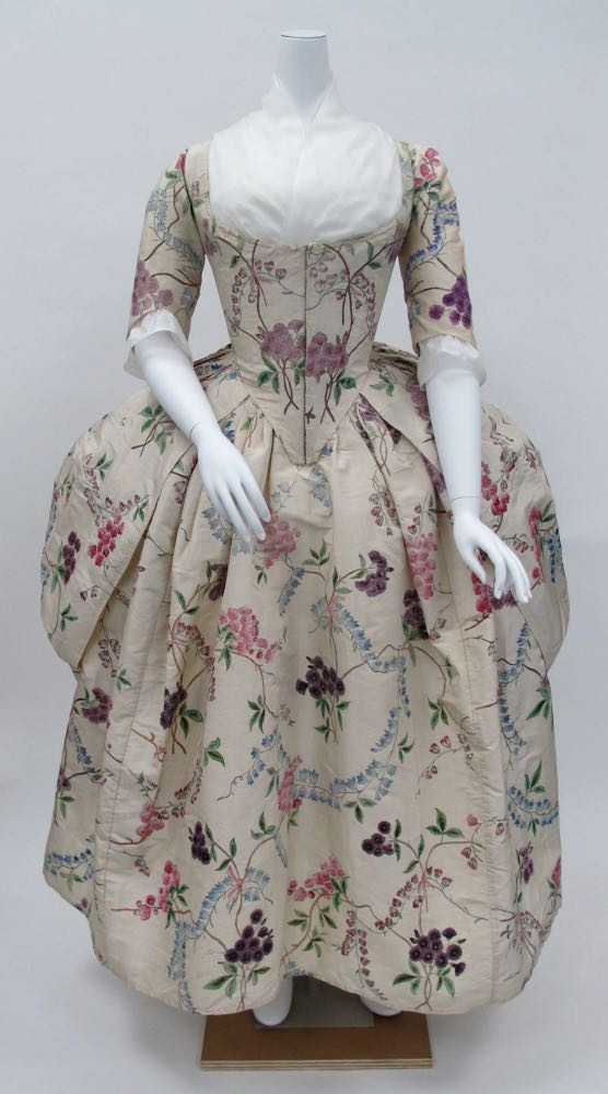 Rate the Dress: painted pick-ups, 18th century style – The Dreamstress