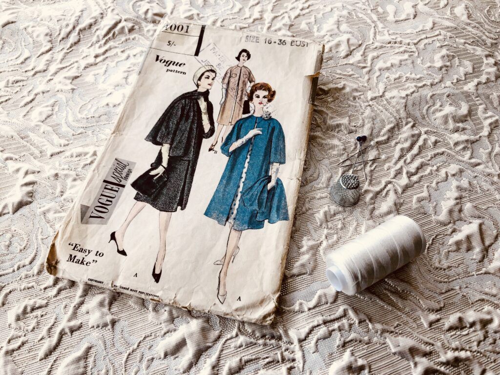 How to Make The Timeless Vintage Vogue 4001 Coat Pattern