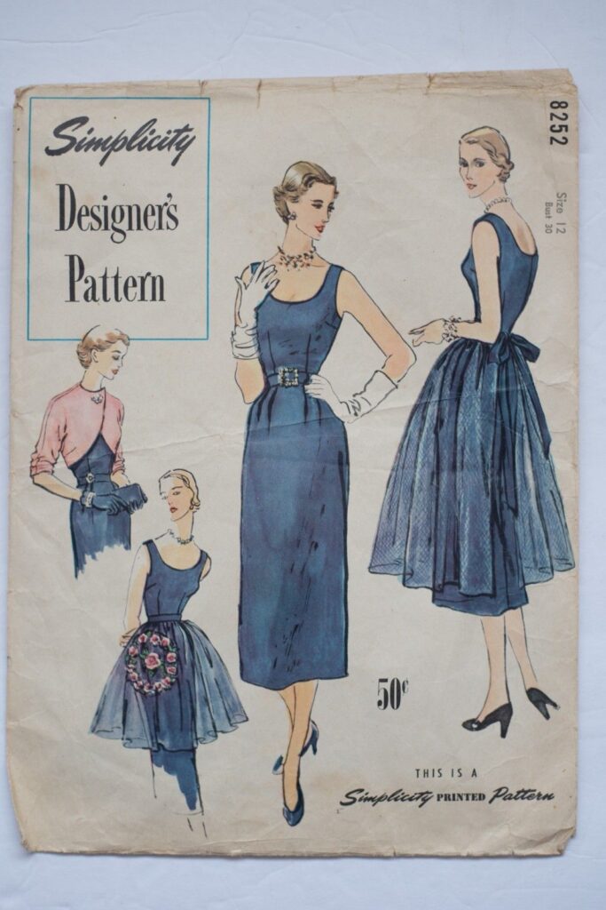 ad eBay | .00 | Vintage 50s Simplicity Designer’s Dress Pattern #8252 size 12 –Incomplete | Sewi