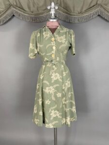 1940s Dress Vintage 40s PALE GREEN FLORAL Print Fern Lily Puff Sleeves – Etsy