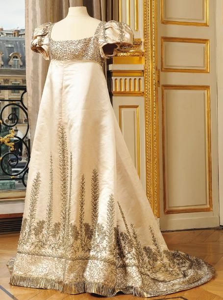 Une robe de l’impératrice Joséphine vendues aux enchères