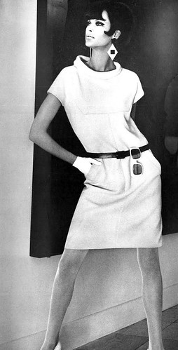 Editha in a yoked dress of diagonally ribbed wool loosely belted in black patent leather from a Vogue Pattern Paris Original Model 1623 designed by Nina Ricci, photo by Henry Clarke, Vogue US 1966