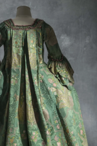 Fashion Forward, 3 siècles de mode (1715-2016)