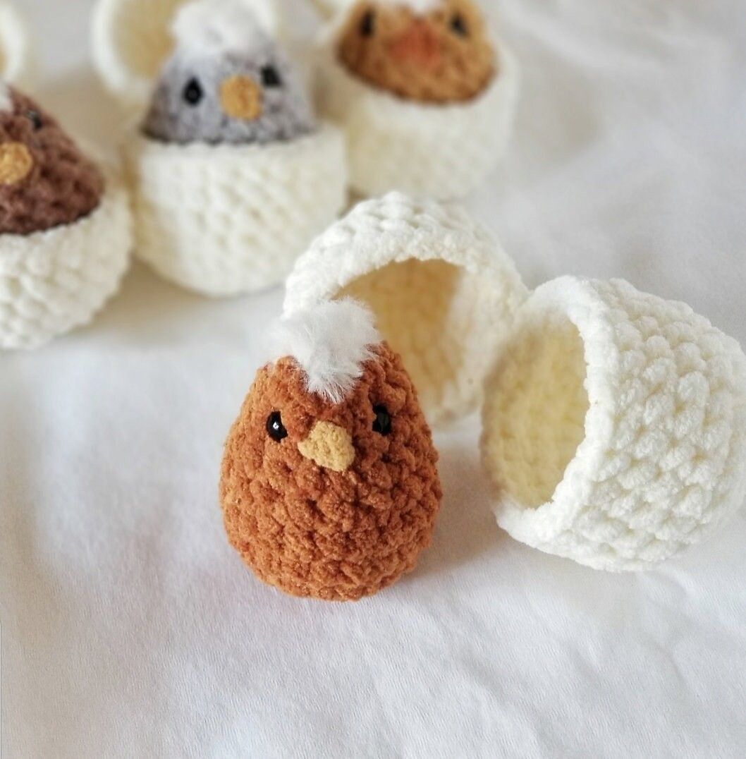 🥚 Adorable Handmade Chick Hatching Toy: Baby Shower Gift Idea | FREE Download of Egg Toy with Hatc