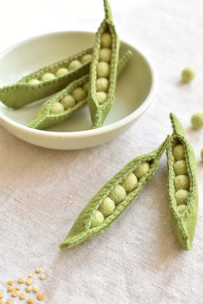 16 Free Felt Vegetable Patterns & Sewing Tutorials – The Yellow Birdhouse