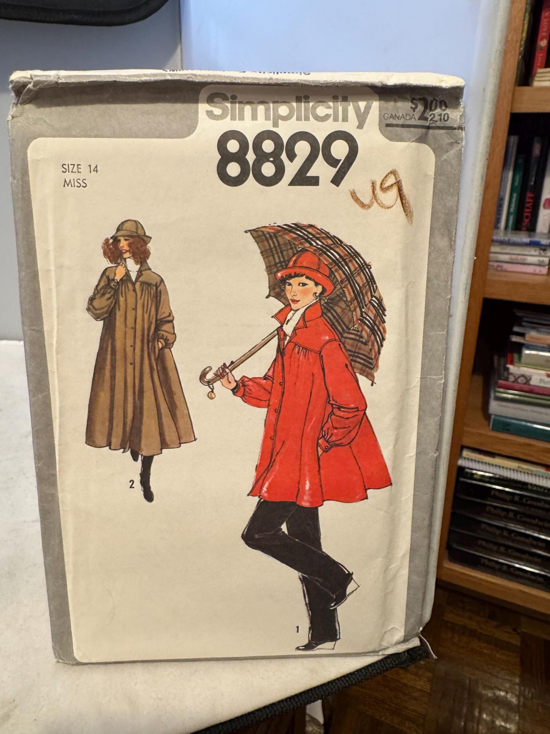 Simplicity Pattern 8829 Size 14 Miss – Misses’ Unlined Raincoat Or Jacket And Hat